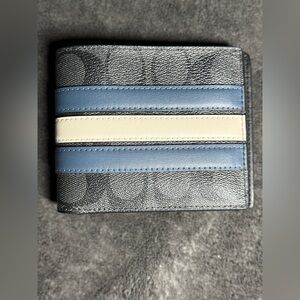 Coach bi-fold Wallet